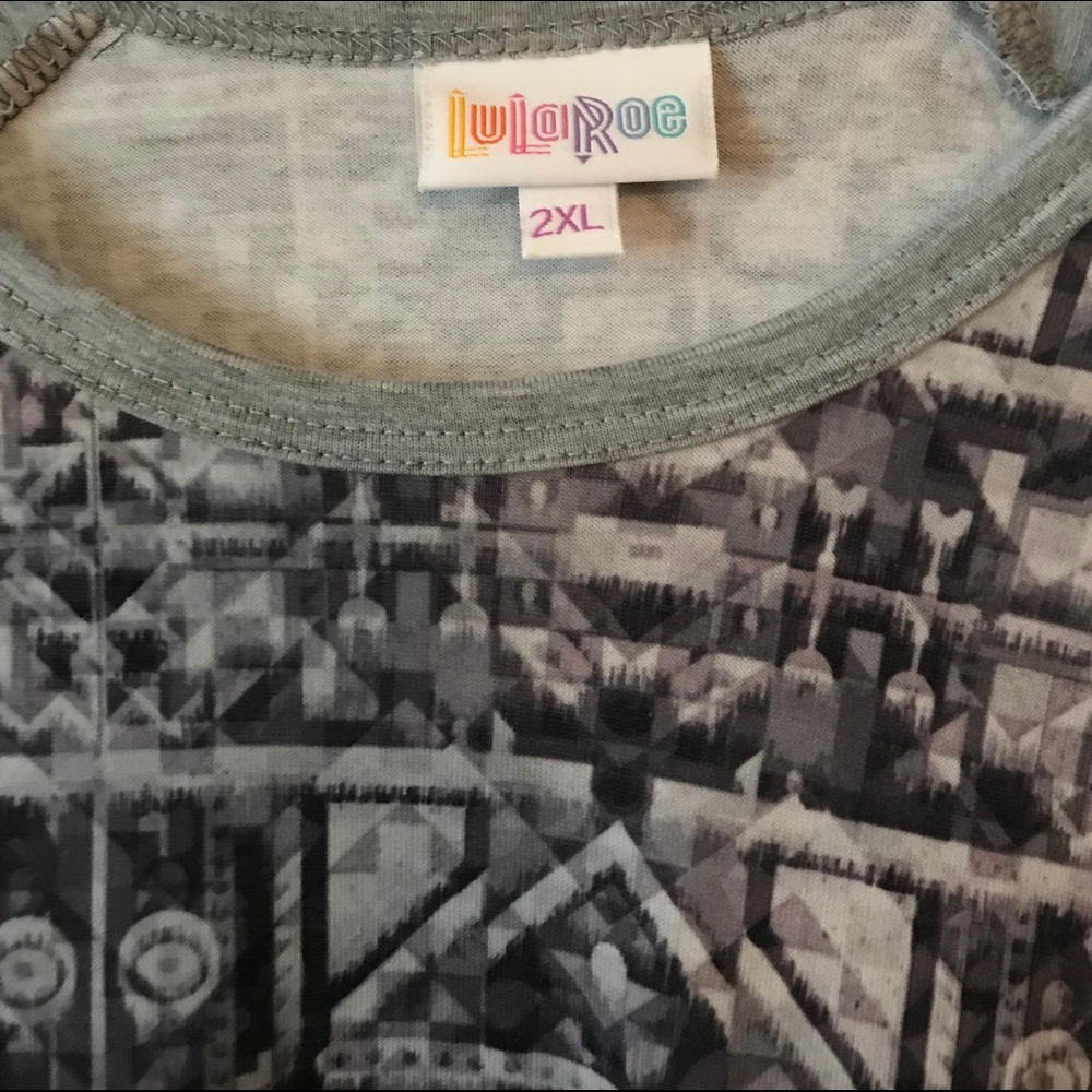 LulaRoe Randy - Picture 2 of 3